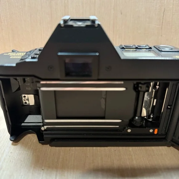 Canon T-70 T70 FD 35mm Film analog SLR Camera TESTED Working Preowned Body Only! - Picture 7 of 12